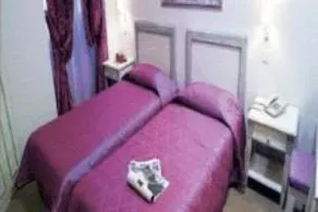 Egnatia Hotel - Image 2