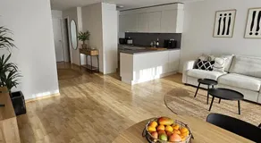 Summit View Apartment - Image 2