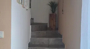 Jolie petite maison tout proche d avignon - Image 3