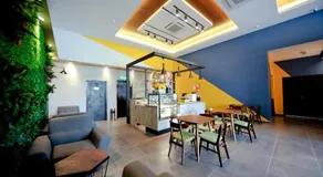 MYe Hotel - Image 4