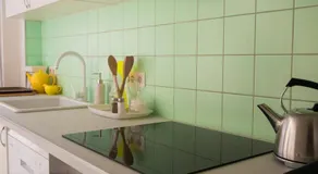 Chaleureux appartement aux Marolles - Image 2