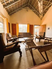 Manjren House - Image 4