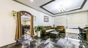 Modern Business Hotel - Image 4