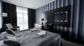 Hotel Grafit - Image 2