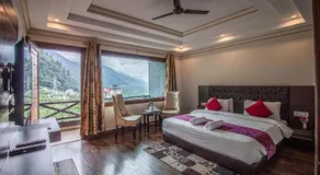 Snow Bloom Resort - Image 2
