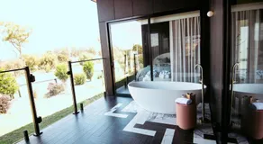 Wherewithal Luxury Suites - Image 5
