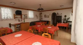 Arkadenweingut-Gästehaus Heiss - Image 5