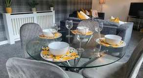Modern 2 bedroom flat with free parking in Cambuslang, Glasgow - Image 3