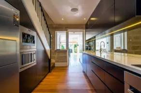 Sanctuary at The Rocks - Close to Harbour Bridge - Image 3