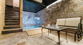 Fountain - Suite Santeramo - Image 3