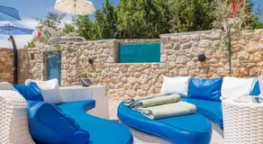 Villa Melary with Pool and Jacuzzi - Image 5