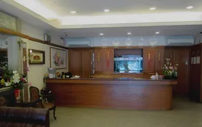 Sin Fu Business Hotel - Image 2