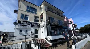 Pacific Hotel - Image 4