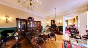 Hvedholm Slotshotel - Image 4