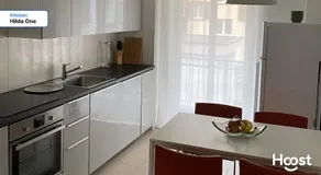 H1 with 4,5 Room, Bathroom, Kitchen, Central, quiet & modern with office - Image 4