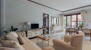 Villa Golden Palm Bali Canggu- HUGE luxe 2-storey villa - Image 2