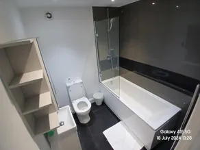 Hornchurch House - Jackson Close - Image 3