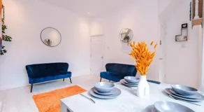 K Suites - Hollins Road - Image 3