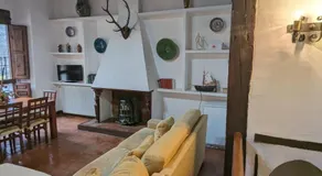 AT Casa de Alfonso VIII - Image 2