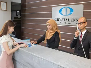 Crystal Inn - Image 4