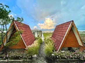 Double U Camp and Villa - Image 5