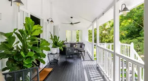 Charming Queenslander surrounded by Rainforest - Image 3