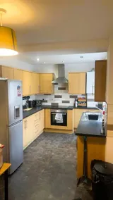 Family-Friendly Home | Near Glos Rd | Fast WiFi - Image 3