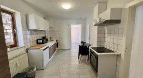 Zentrale 3 Zimmer Unterkunft mit Parkplatz - Image 5