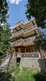 The Jade Palace, Hunza - Image 3