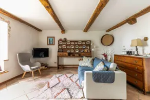 Irivas Lodge - Image 2