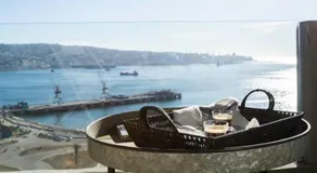 Espectacular departamento con vista al mar en Mirador Barón Valparaíso - Image 4