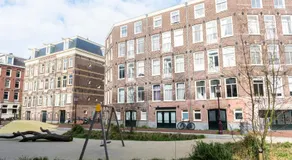 Canal View Apartment - Image 2