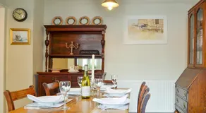 The Mill House, The Square - Image 3