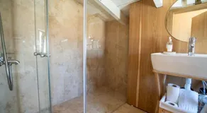 Destino House - Image 3