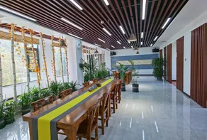 See Mountain Cloud House in New Mixi Garden - Image 2