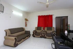 OYO Dwell Suites - Image 3