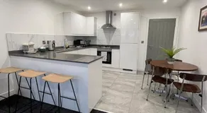 The Homely Retreat Spacious Ground Floor Flat Near Oxford City Centre, Free Parking - Image 4