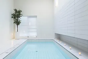 Hotel 498 - Image 4