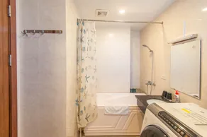 Warming 02 Bedrooms apt in LL str ~ near Lotte - Image 5
