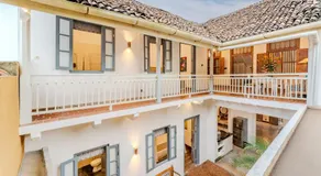 Small House Boutique Guest House - Image 3