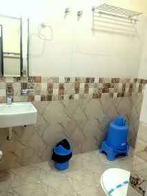Hotel Shri Gourav - Image 2