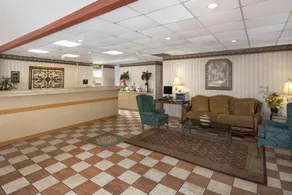 Days Inn by Wyndham Birmingham AL - Image 3