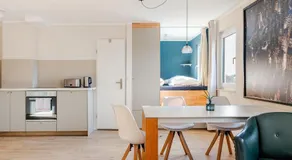 Charming top-floor apartment - Image 2