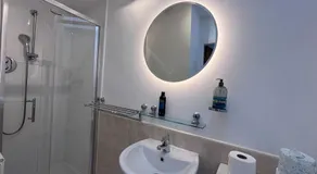 Wonderful D3 Townhouse - Image 5