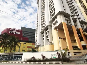 Villa Putra Condo PWTC by Airhost - Image 5