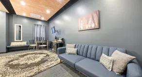 Indigo Pass Boutique Hotel - Image 2