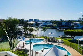 Pelican Cove Waterfront Apartments - Image 2