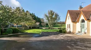 Tollyrose Country House - Image 2