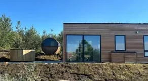The Glass house - Northern lights hideout - Image 5