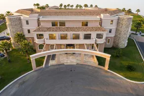 Maxion Hotel - Image 4